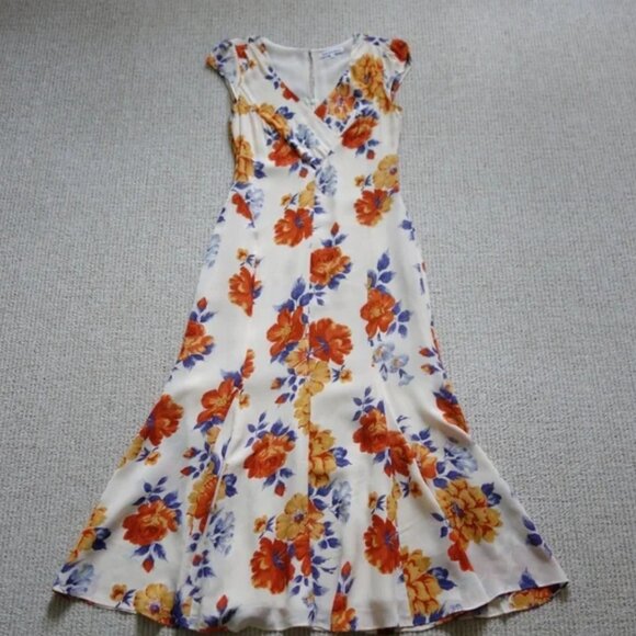 Reformation Baden Dress in Hari - Picture 6 of 12